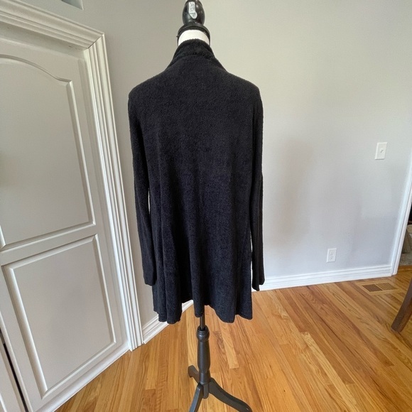 Barefoot Dreams Bamboo Chic Lite S/M open front cardigan in black - Picture 11 of 12